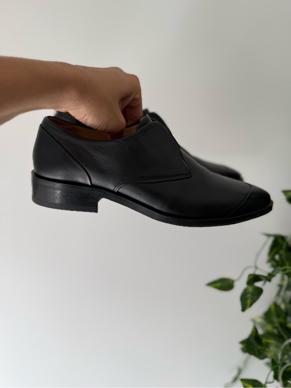 Royal RepubliQ PRIME DERBY NO LACE 201 minimalist leather shoe | BLACK - Picture 6 of 12